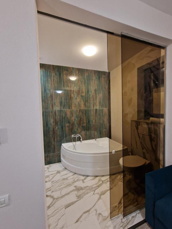 Art'S Luxury Boutique Hotel Oradea Eksteriør billede