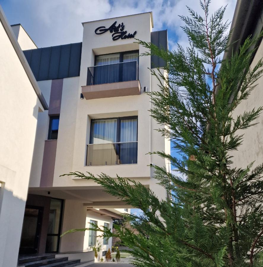 Art'S Luxury Boutique Hotel Oradea Eksteriør billede